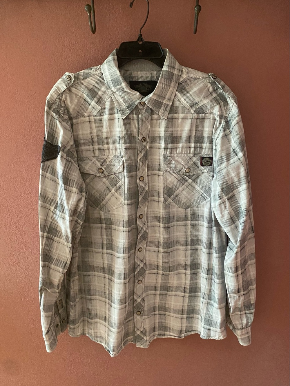 Men’s HD L/S XL Black Label button down shirt